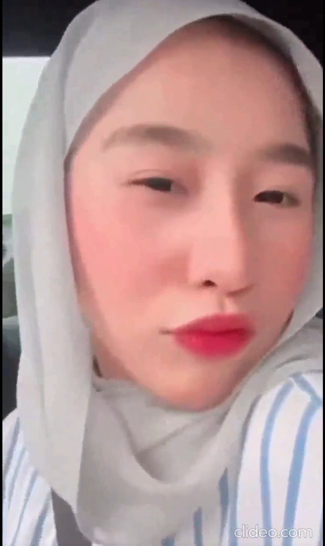 ukhti hiper banget ku kira alim