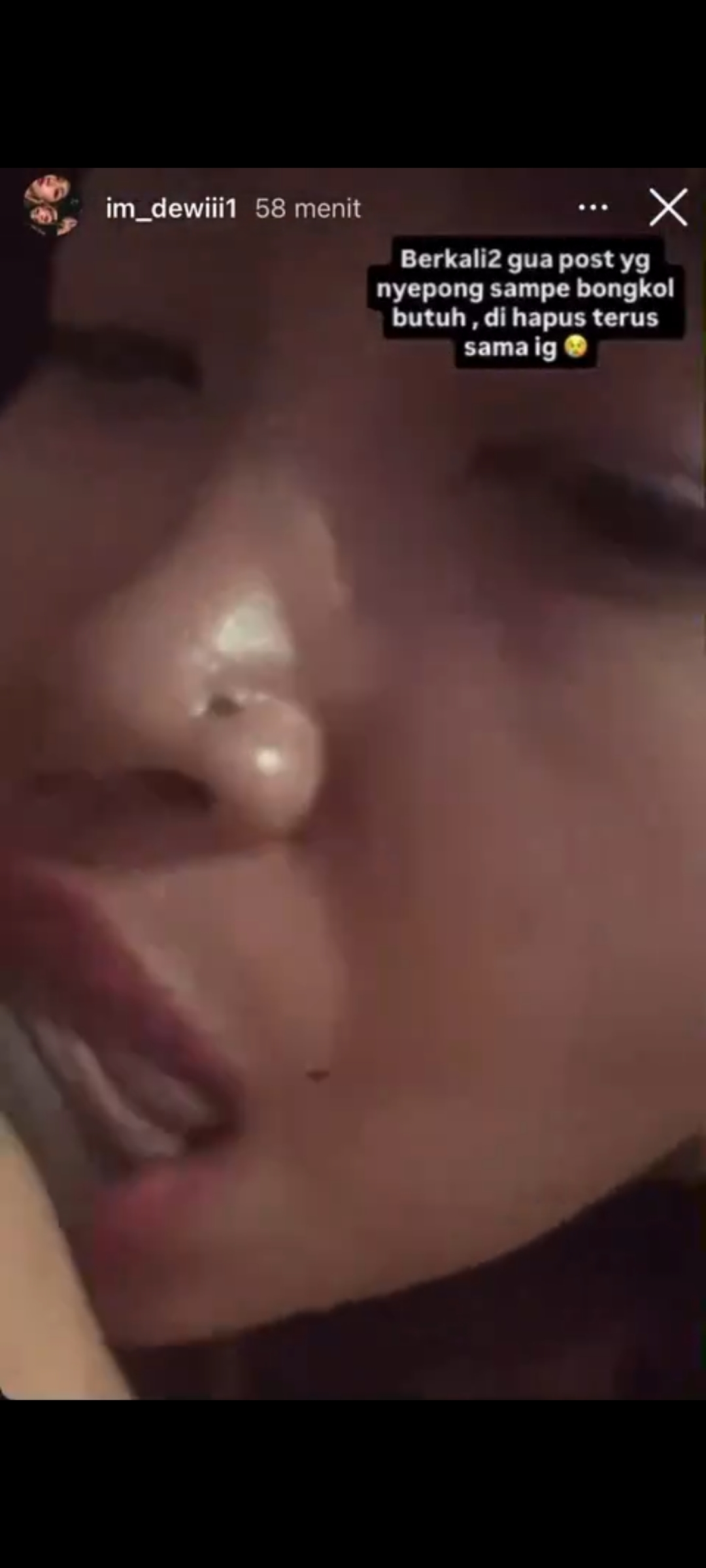 Dewi Live Ngemut